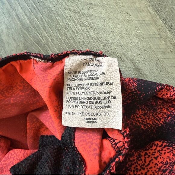 Under Armour Printed Shorts Red Black Neon Orange Youth Medium - Picture 7 of 8